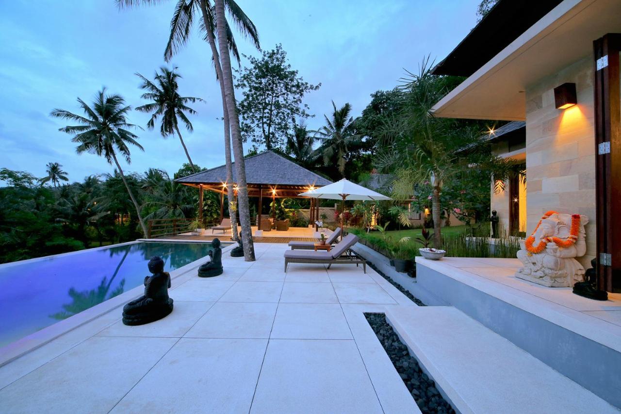Villa Marley Senggigi Exterior photo